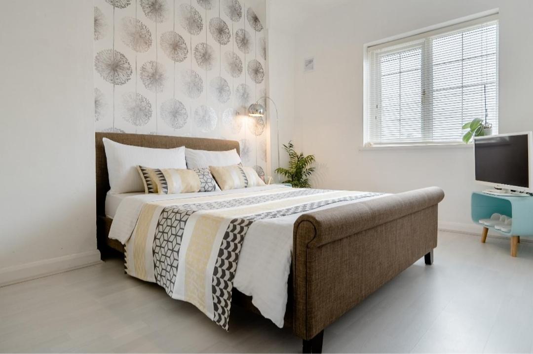 Tropical Garden Oasis Rooms Birmingham Extérieur photo