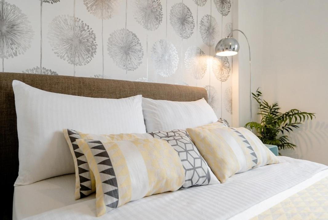 Tropical Garden Oasis Rooms Birmingham Extérieur photo